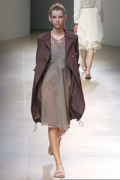 Look 35